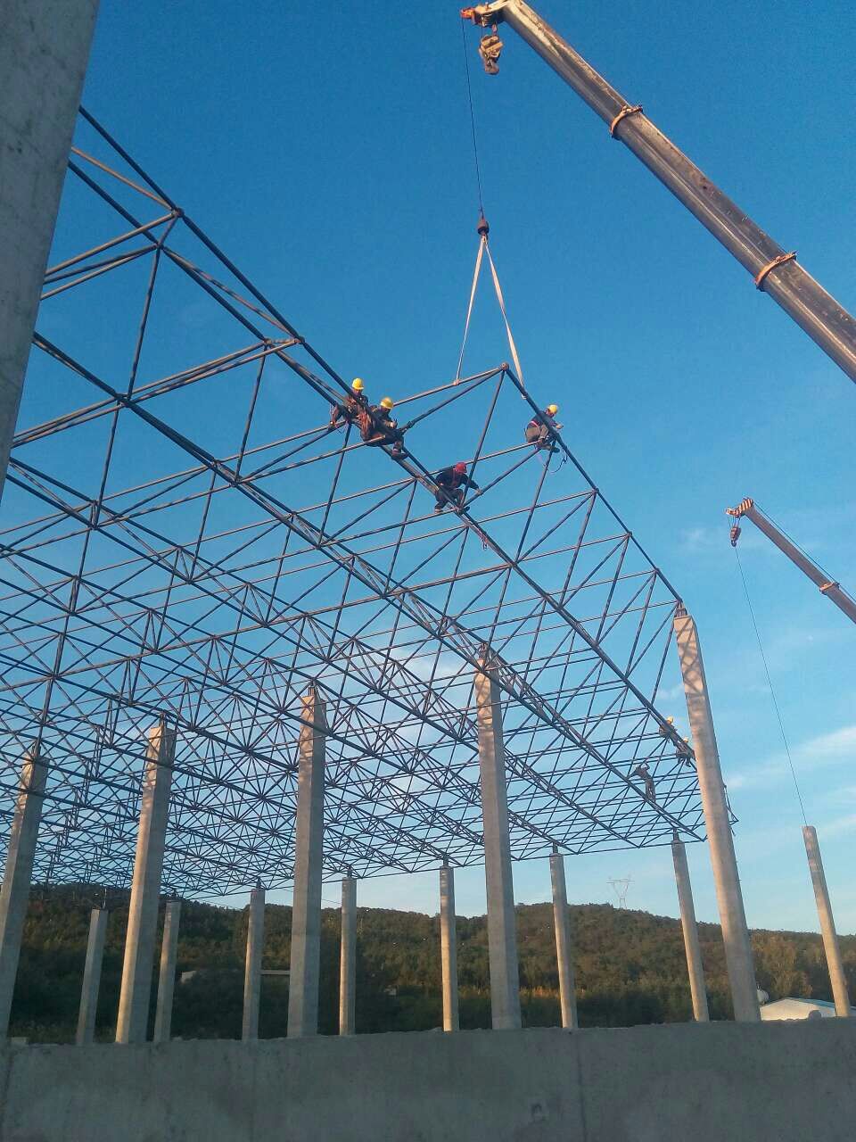 静安汪清物流园网架